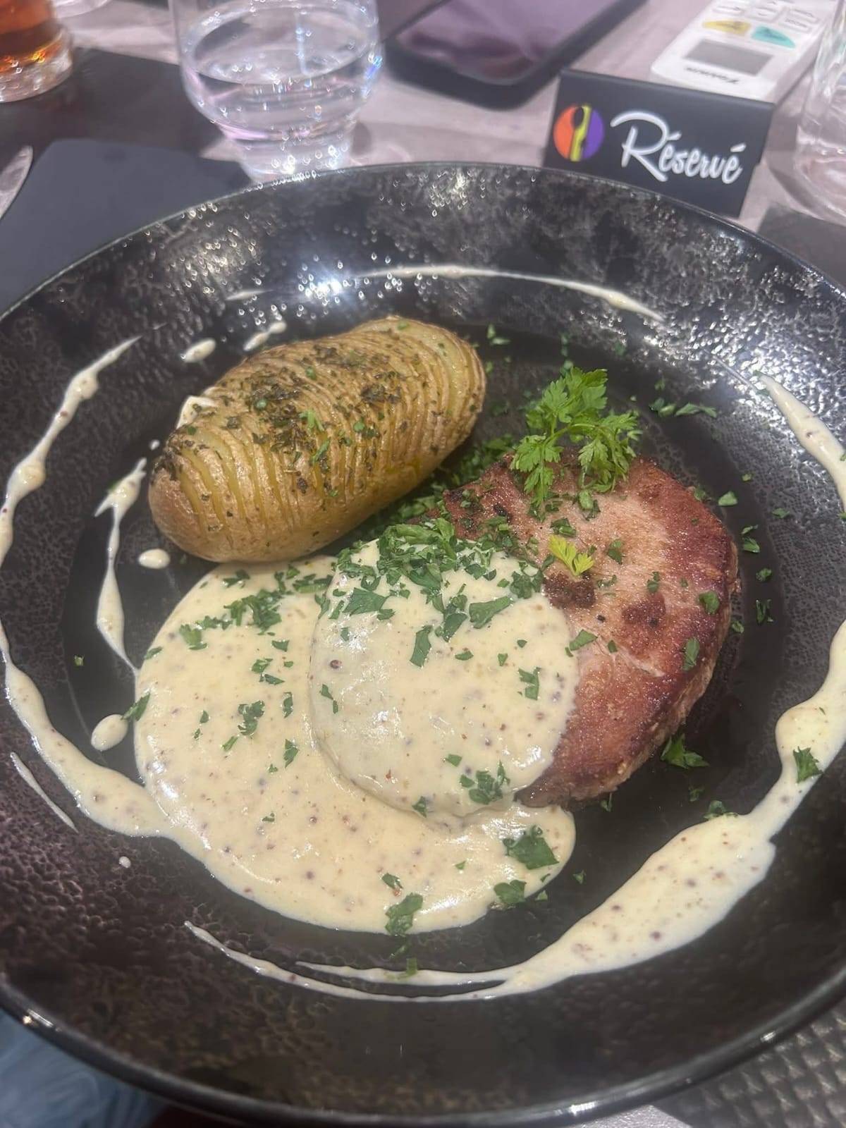 Pièce de bœuf, sauce au poivre à la Prunelle de Troyes